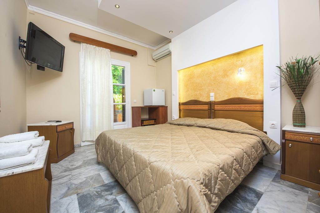 Mouse Island Aparthotel Perama  Ruang foto
