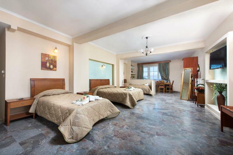 Mouse Island Aparthotel Perama  Ruang foto